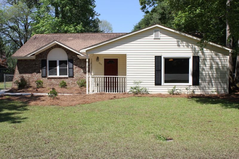 305 Kingbird Rd, Ladson, SC 29456