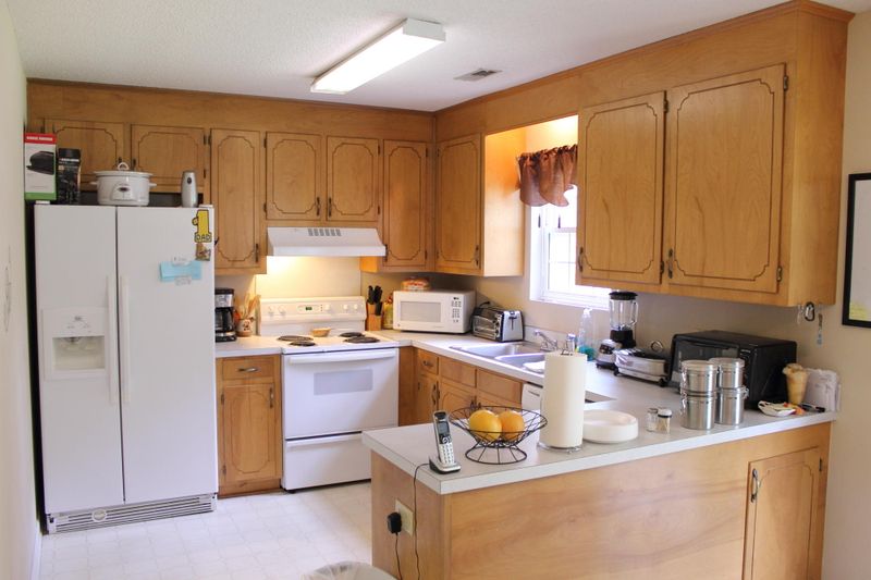 104 Mackerel Ln, Summerville, SC 29485