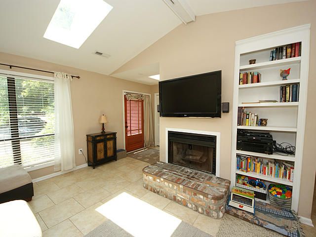 1508 Privateer Dr, Mount Pleasant, SC 29464