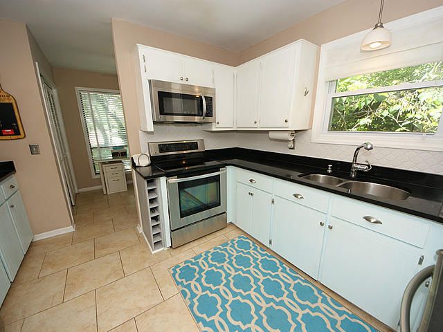1508 Privateer Dr, Mount Pleasant, SC 29464