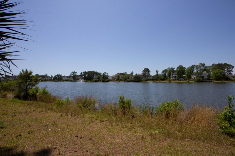 1592 Oakhurst Dr, Mount Pleasant, SC 29466