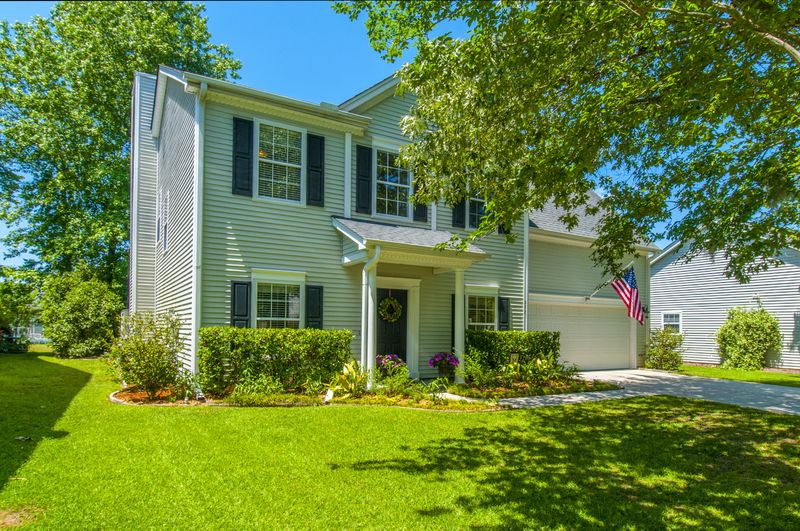 512 Ivy Cir, Charleston, SC 29414