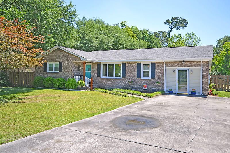 2777 Dantzler Dr, North Charleston, SC 29406
