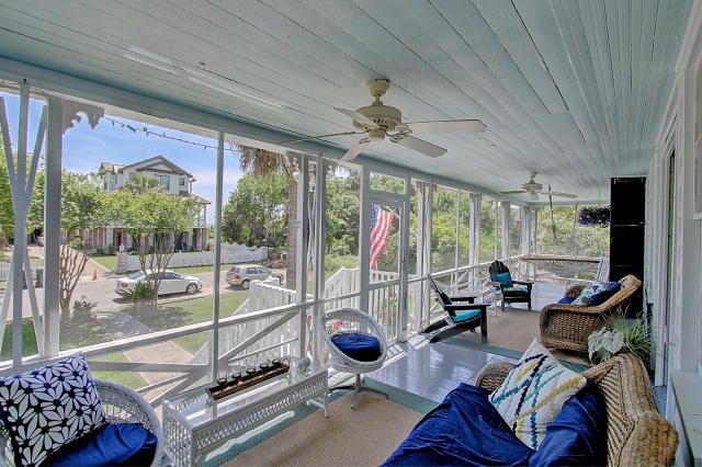 2062 Pettigrew St, Sullivans Island, SC 29482