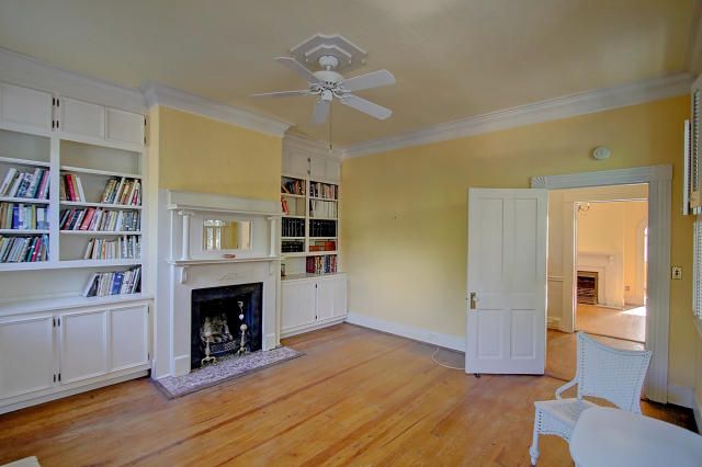 56 Smith St, Charleston, SC 29401