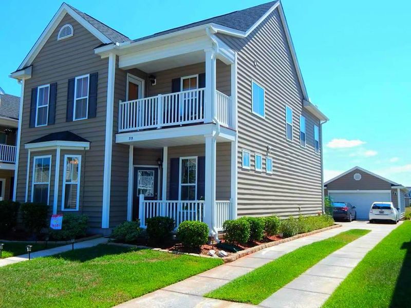 315 Peters Creek Dr, Summerville, SC 29486
