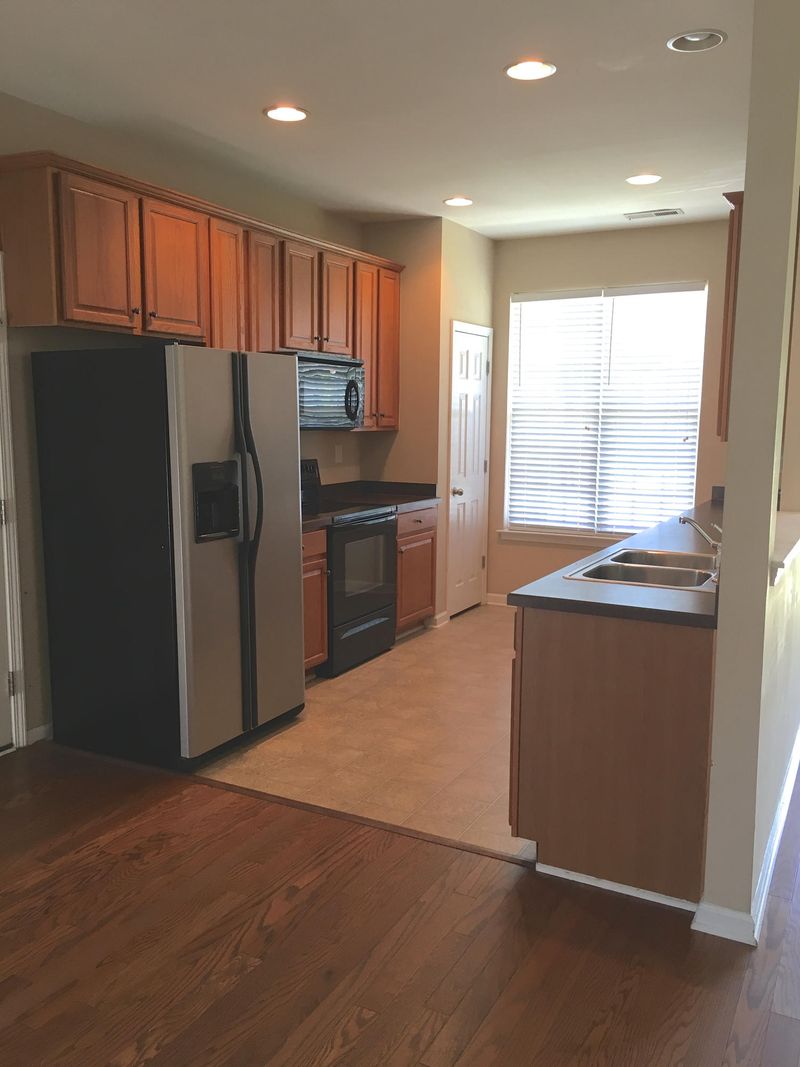 2415 Thoreau Ln, North Charleston, SC 29406