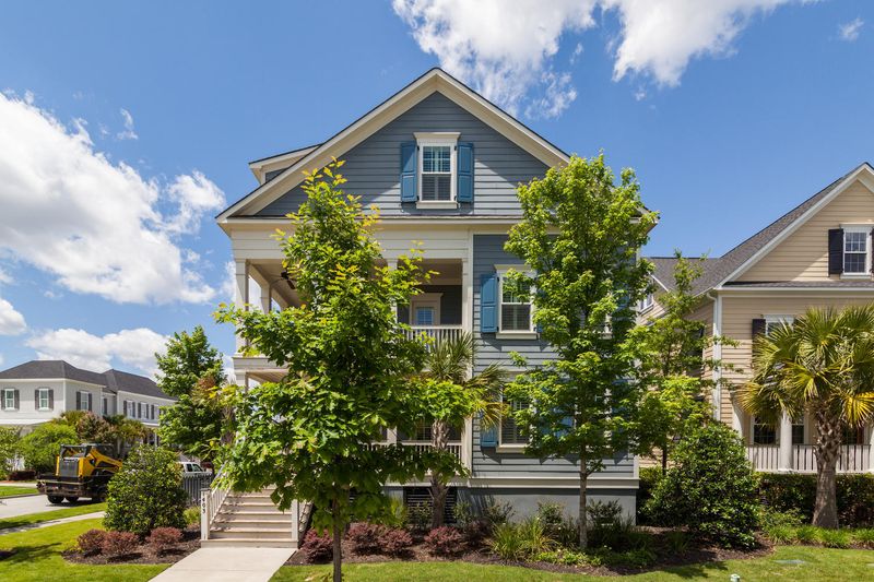 1403 Wando View St, Daniel Island, SC 29492