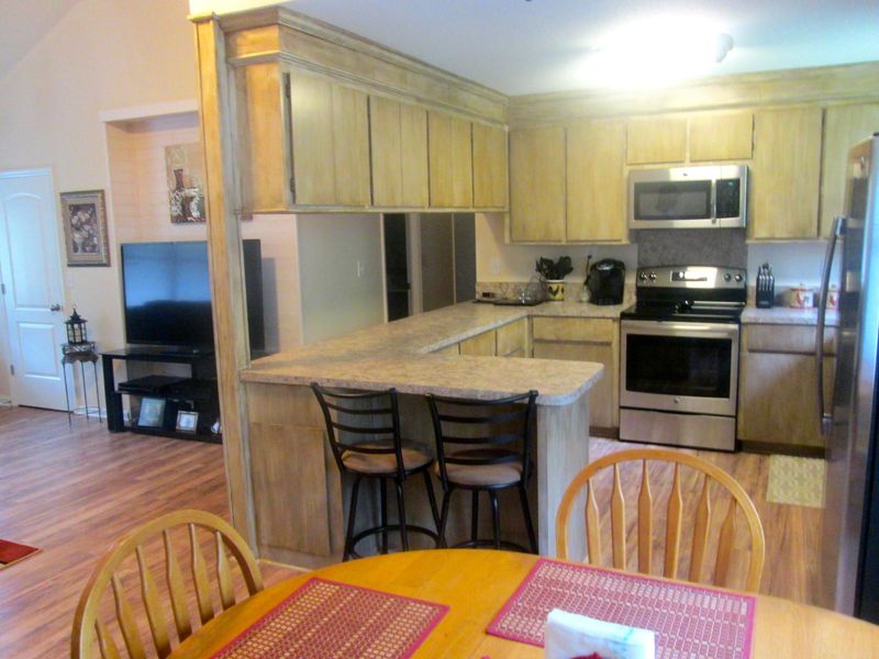 218 Wilson Dr, Summerville, SC 29483