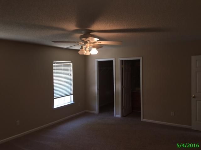 2005 Robin Wood Blvd, Moncks Corner, SC 29461