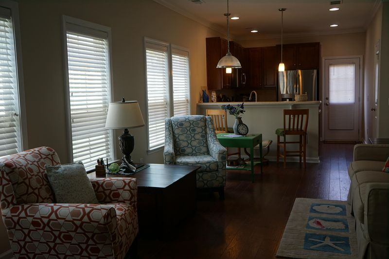 1540 Oldenburg Dr, Mount Pleasant, SC 29429