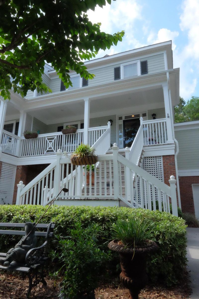 5272 7th Green Dr, Hollywood, SC 29449