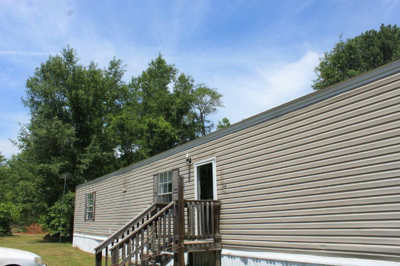 108 Charlescamie Ln, Saint Stephen, SC 29479