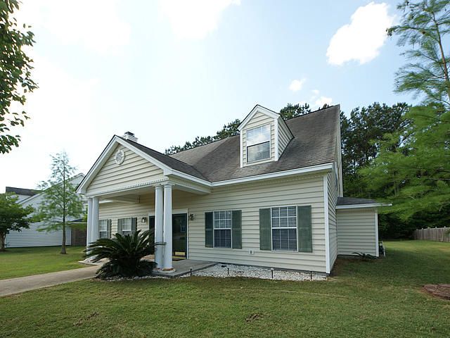 2092 Kings Gate Ln, Mount Pleasant, SC 29466
