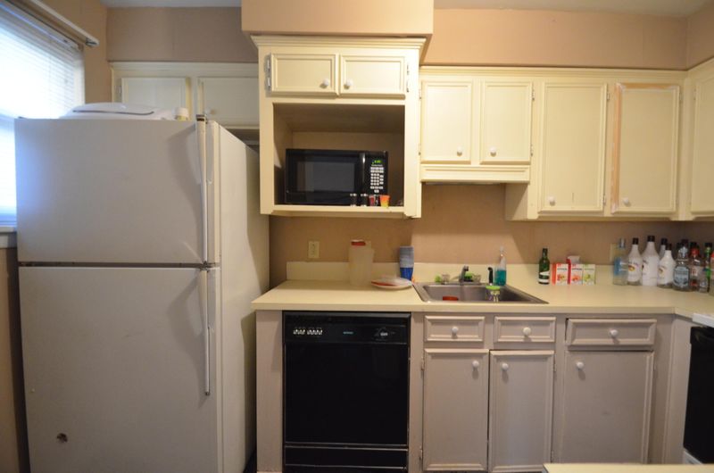 117 Wentworth St #A, Charleston, SC 29401