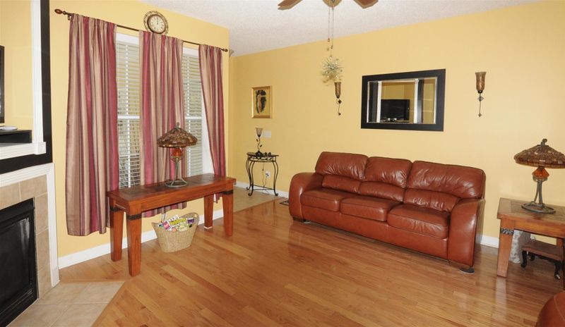 2957 Sweetleaf Ln, Johns Island, SC 29455