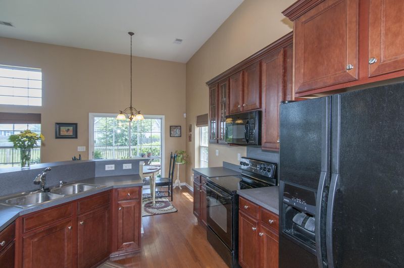 7306 Kestrel Trl, Hanahan, SC 29410