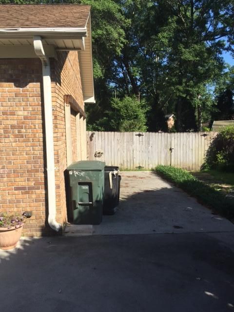16 Capitan Ct, Hanahan, SC 29410