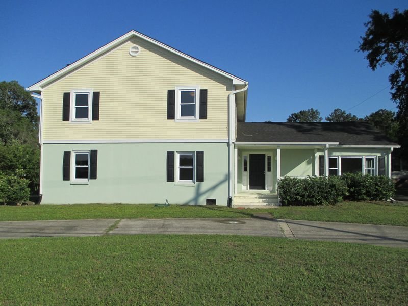 2365 N Highway 17, Mount Pleasant, SC 29466