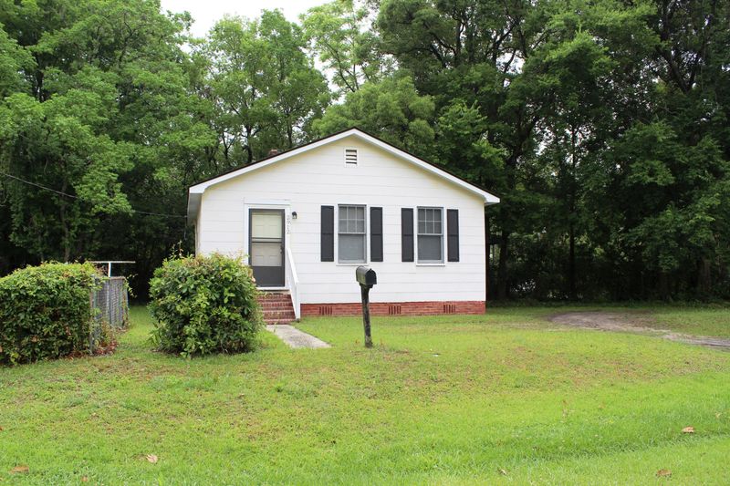 2912 Alabama Dr, North Charleston, SC 29405