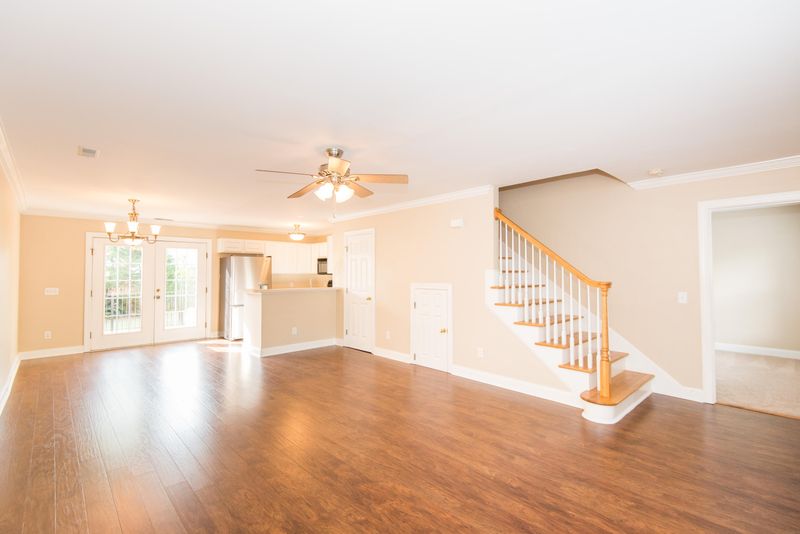 1682 Lauda Dr, Mount Pleasant, SC 29464