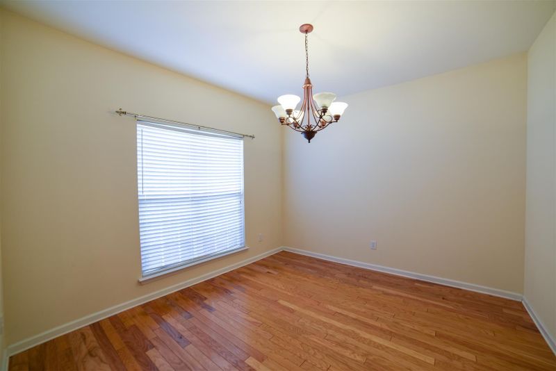 206 Hollytree Cir, Ladson, SC 29456