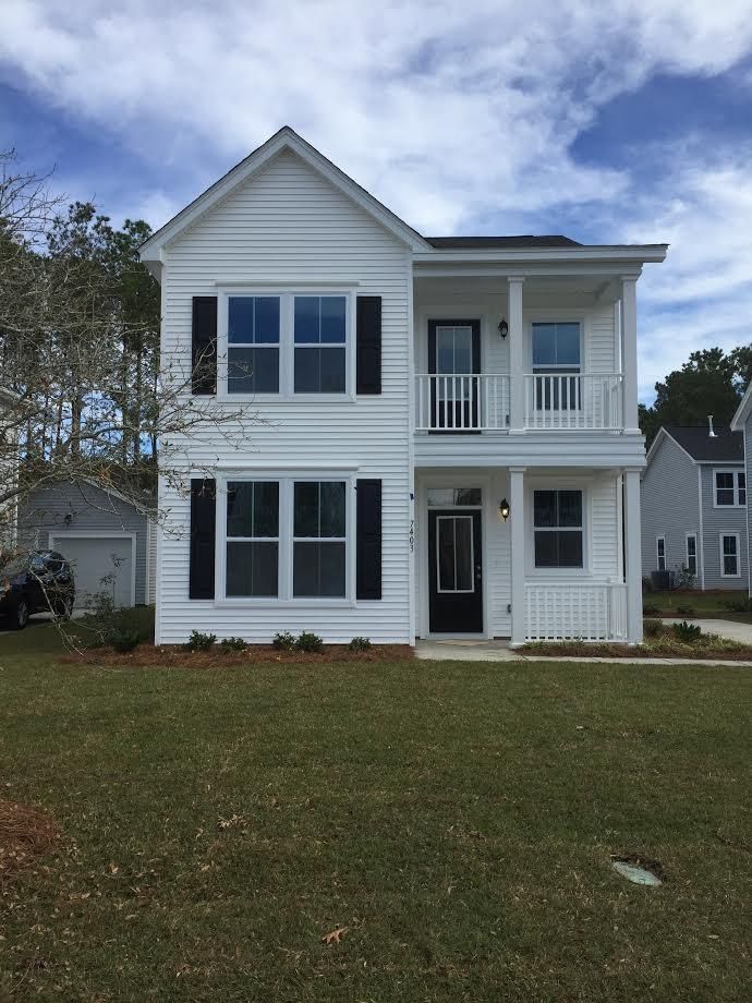 7403 Purser Ln, Hanahan, SC 29410