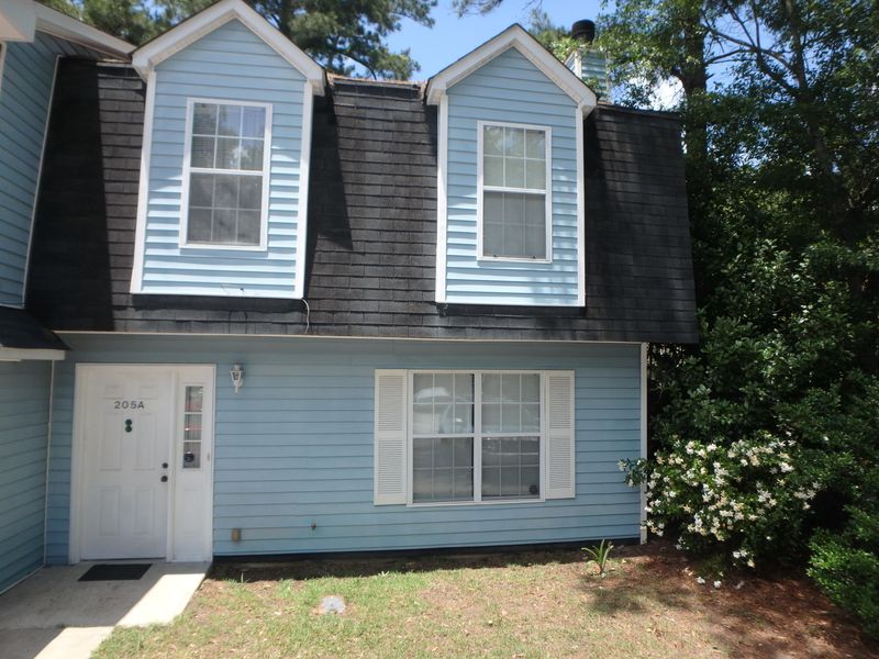 205 Weber Rd #A, Summerville, SC 29483