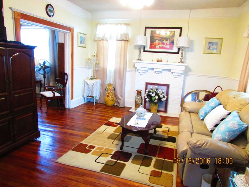 1195 King St, Charleston, SC 29403