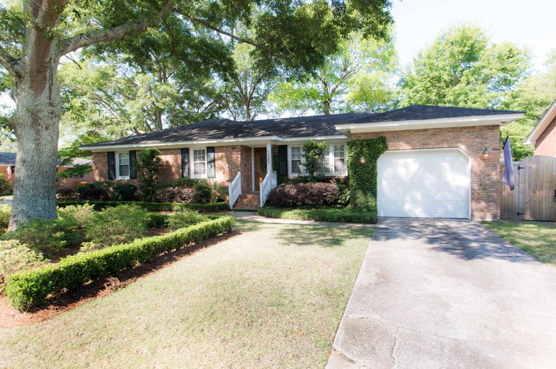 1325 Ashley Hall Rd, Charleston, SC 29407
