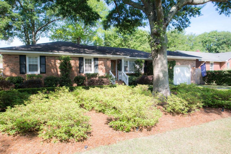 1325 Ashley Hall Rd, Charleston, SC 29407