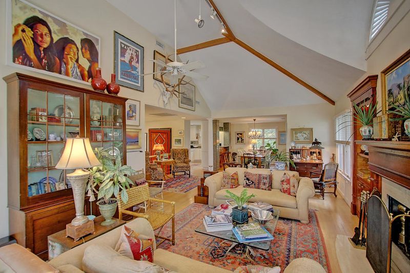 848 Middle St, Sullivans Island, SC 29482