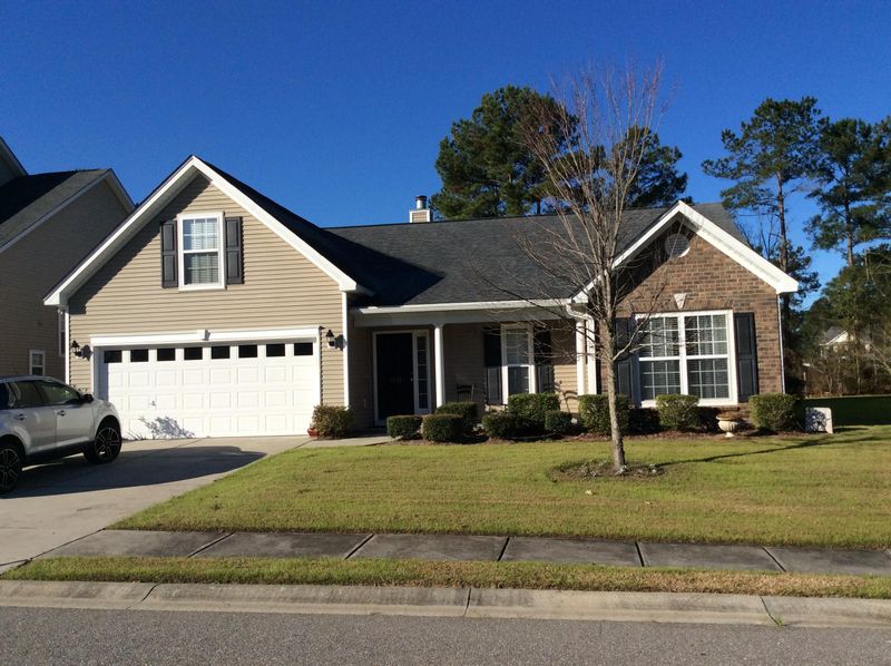9428 Harroway Rd, Summerville, SC 29485