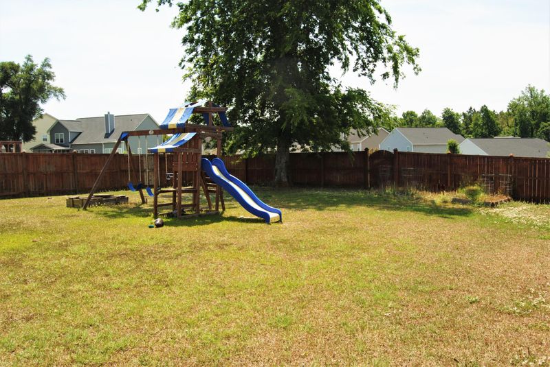315 Cicadas Song Dr, Moncks Corner, SC 29461