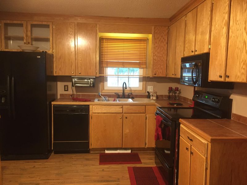 2225 Tomedjan Cir, Charleston, SC 29414
