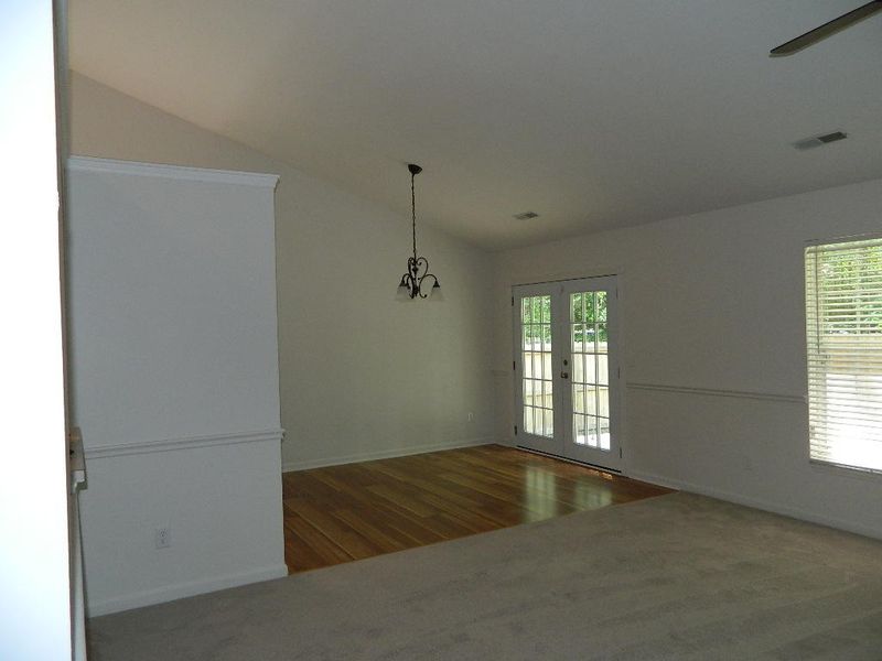 340 Damascus Dr, Summerville, SC 29483