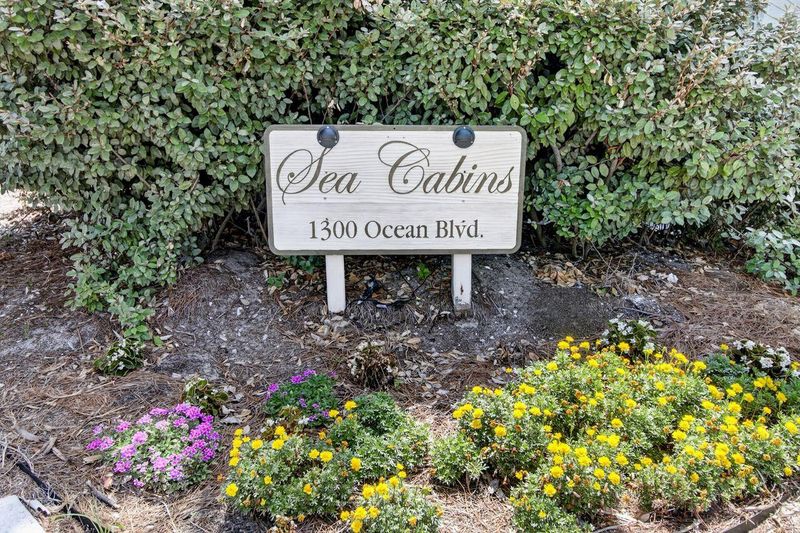 1300 Ocean Blvd #128, Isle Of Palms, SC 29451