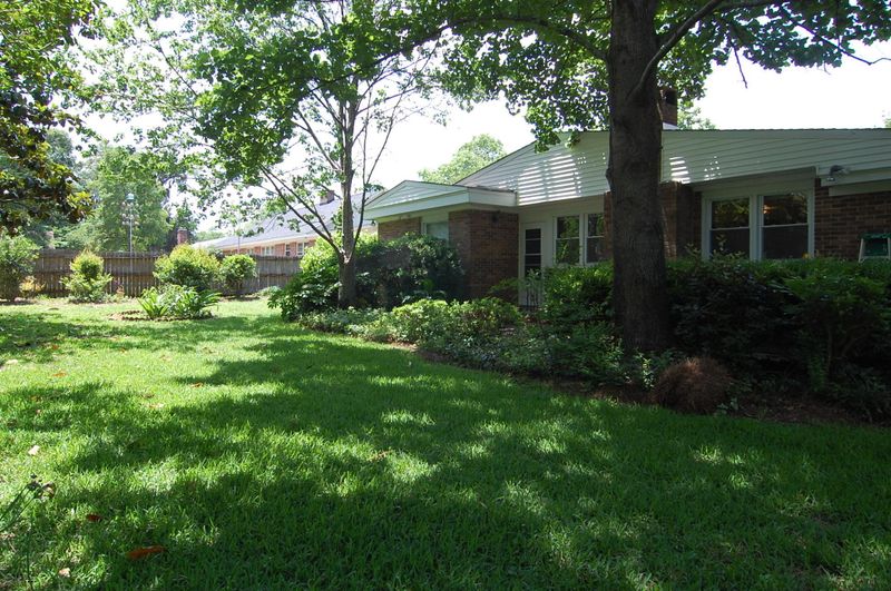 1031 N Shem Dr, Mount Pleasant, SC 29464