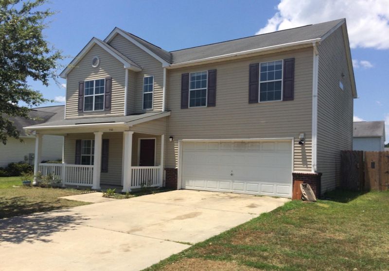 550 Holiday Dr, Summerville, SC 29483
