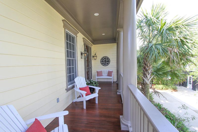 1253 Smythe St, Daniel Island, SC 29492