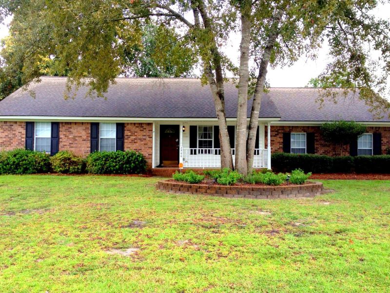 7960 Elderberry Cir, North Charleston, SC 29418