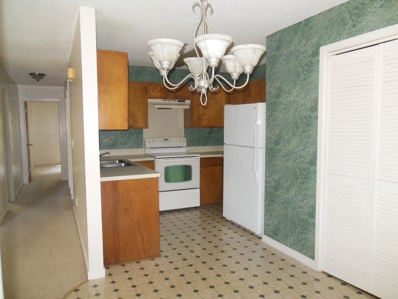 7911 Windfern Ct #B, North Charleston, SC 29418