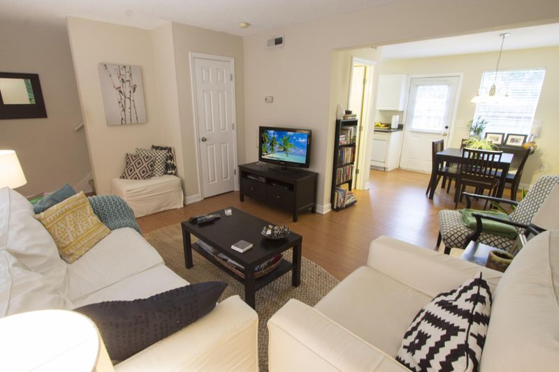 415 Parkdale Dr #15-B, Charleston, SC 29414