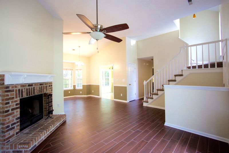 1944 Oak Tree Ln, Mount Pleasant, SC 29464