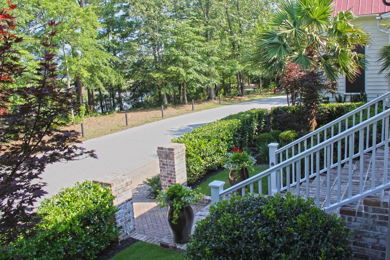 56 Robert Mills Cir, Mount Pleasant, SC 29464