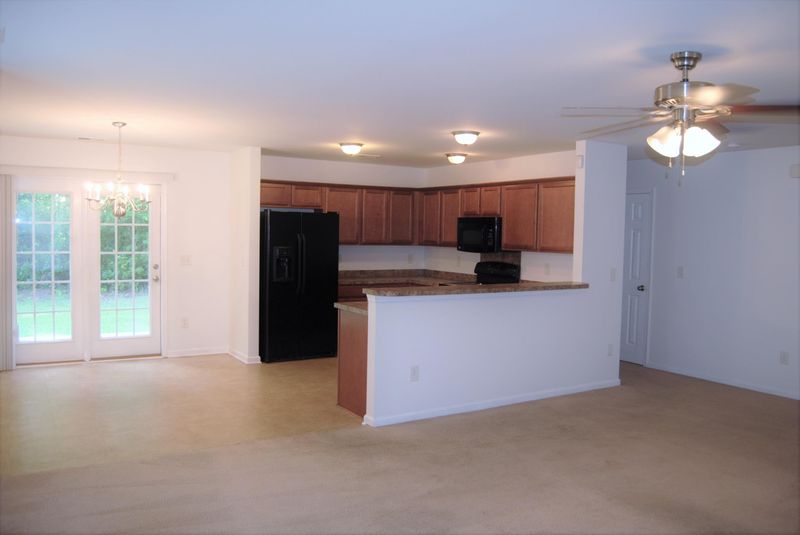 1059 Steelechase Ln, Hanahan, SC 29410