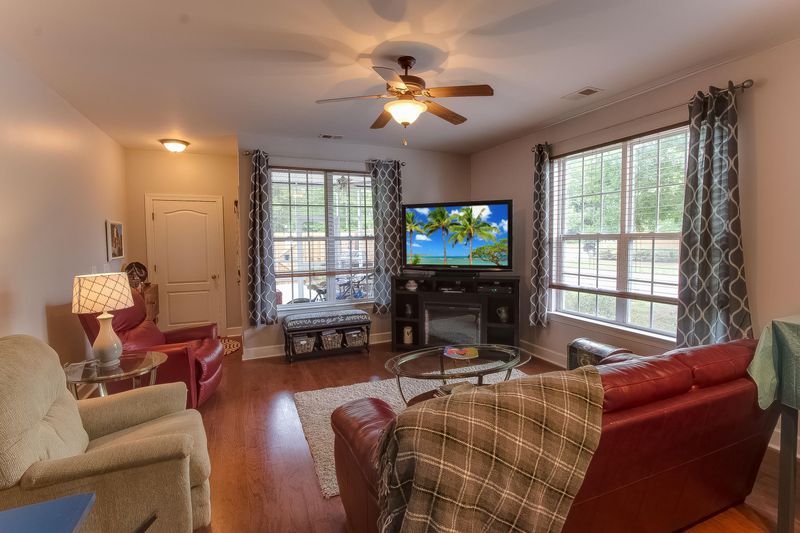 1813 Brittlebush Ln, Johns Island, SC 29455