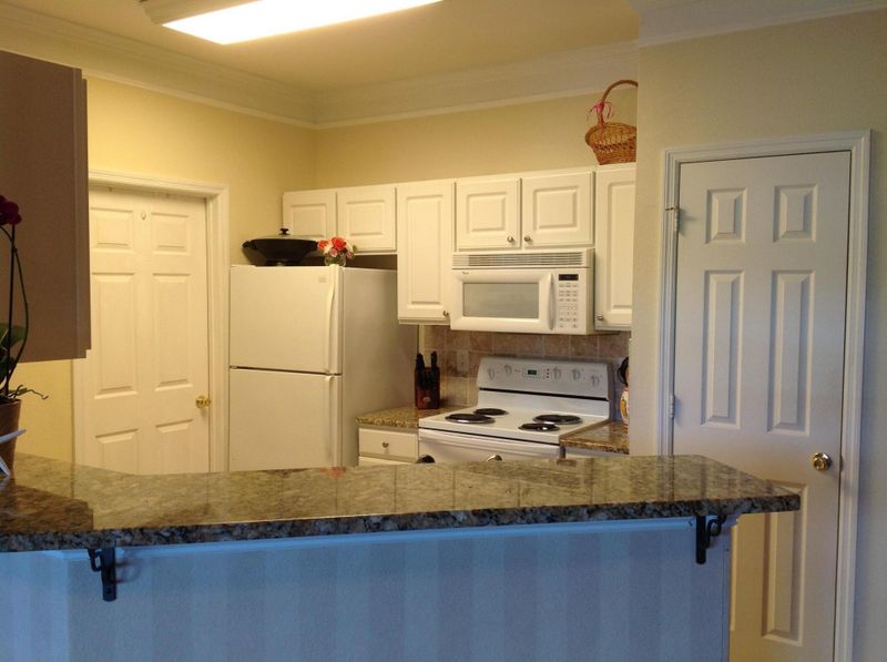1477 Cambridge Lakes Dr #106, Mount Pleasant, SC 29464