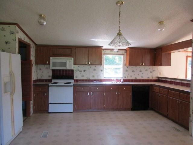 2273 N Highway 17a, Bonneau, SC 29431