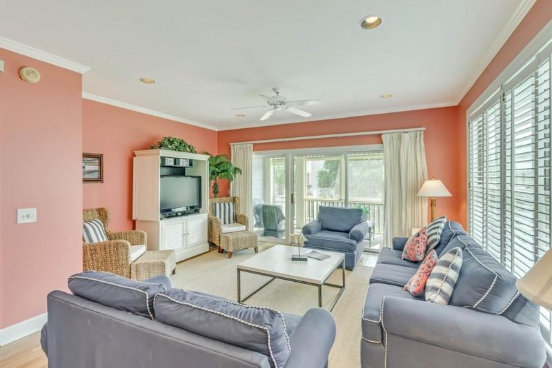 21 Grand Pavilion Dr, Isle Of Palms, SC 29451